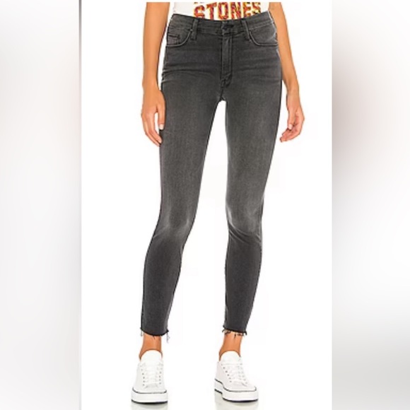 MOTHER Denim - MOTHER DENIM High Waisted Looker
Ankle Fray Size 25 Color Lighting up Lanterns